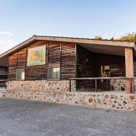 Hostal - Bungalows Camping Cáceres Exterior foto